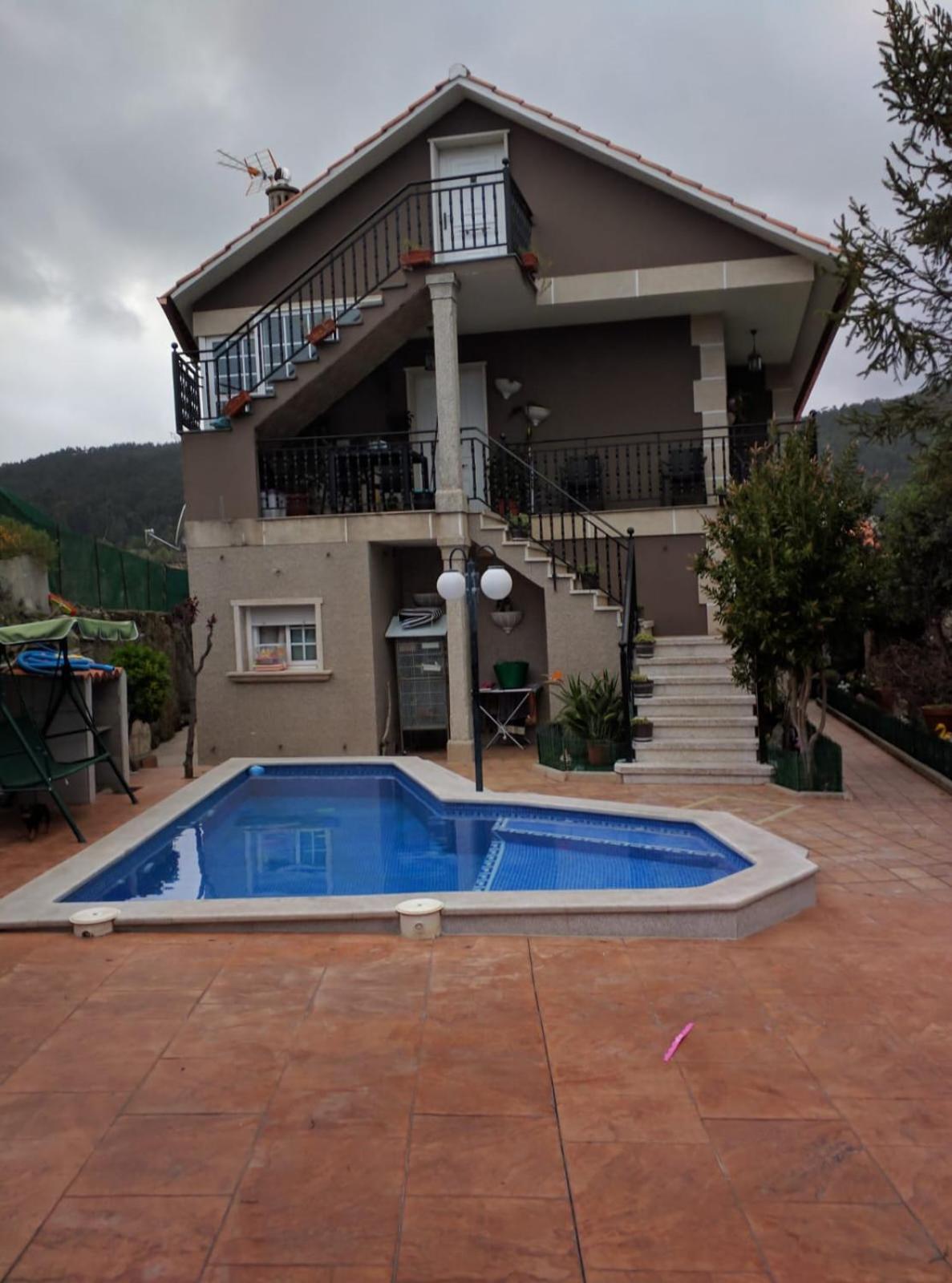 Villa Grana Medrano ポンテベドラ エクステリア 写真